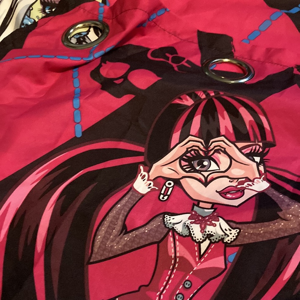 Monster High 3 pc curtain set . Tried to measure in pictures - Picture 3 of 13
